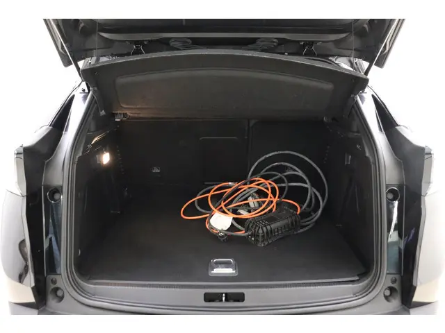 Peugeot 3008 1.6 HYbrid 225 GT 2023 Hybride Benzine 13