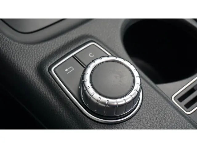 Mercedes-Benz GLA 200 157pk Ambition 2014 Benzine 36
