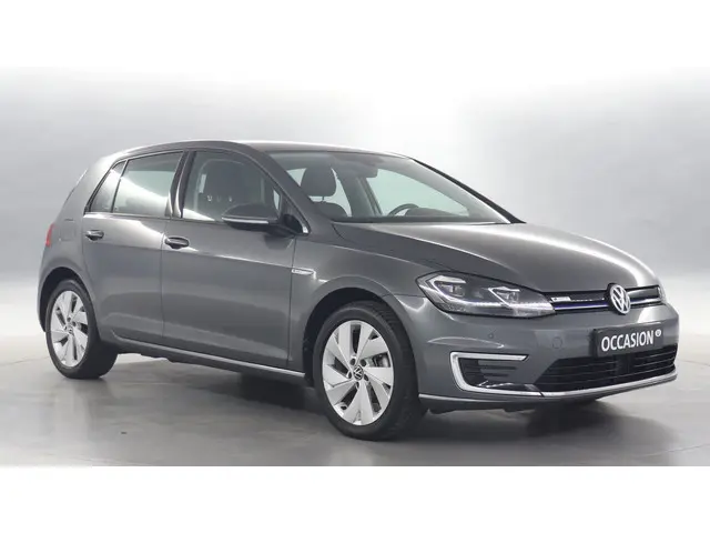 Volkswagen e-Golf 3