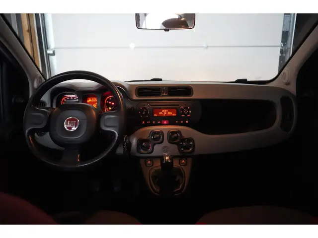 Fiat Panda 0.9 TwinAir Edizione Cool | AIRCO 2014 Benzine 10