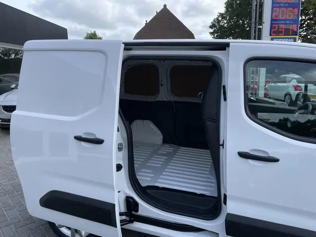 Peugeot Partner 1.5 BlueHDI Premium 2021 Diesel 8