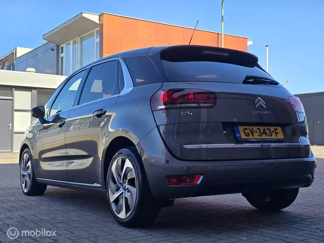 Citroën Grand C4 Picasso 1.6 e-THP Exclusive 2015 Benzine 8