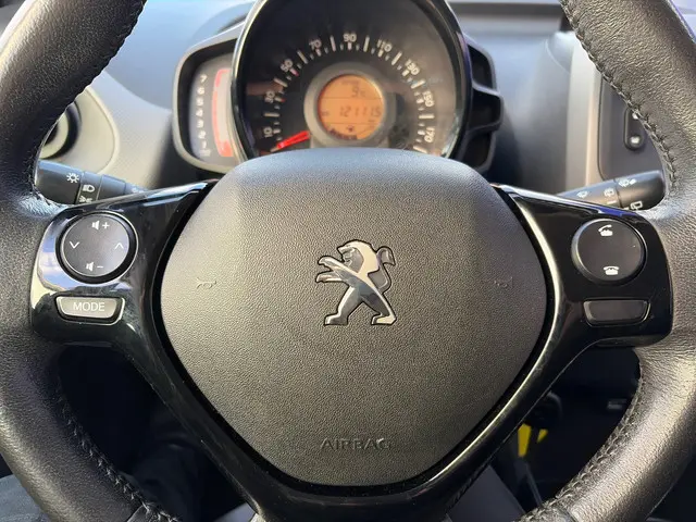 Peugeot 108 1.0 e-VTi Active*AIRCO* 2019 Benzine 13