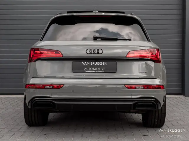 Audi Q5 55 TFSI e S-Line 2021 Hybride Benzine 8