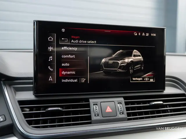 Audi Q5 50 TFSI e S-Line 2022 Hybride Benzine 26