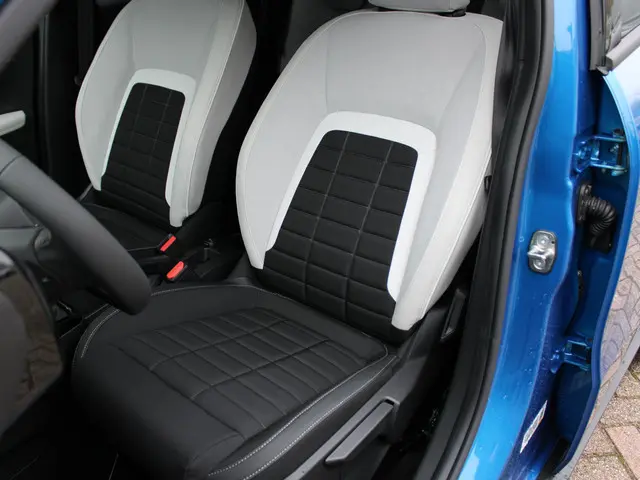 Citroën C3 1.2 Turbo 100pk Max 2025 Benzine 7