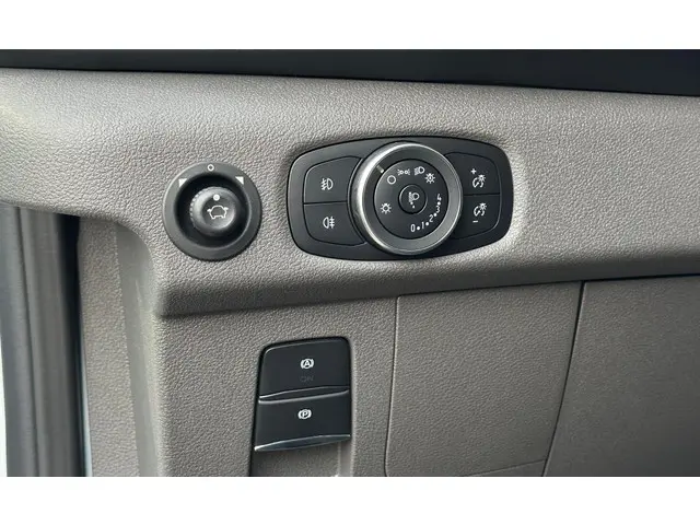 Ford E-Transit 350 L3H3 Trend 68kWh 2023 Elektrisch 16