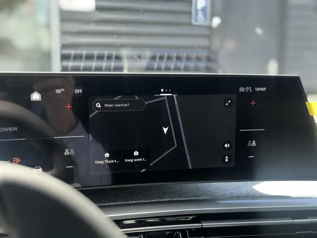 Peugeot 5008 1.2 Hybrid 145 Allure 2025 Hybride Benzine 16