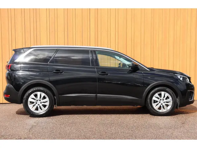 Peugeot 5008 1.2 Executive 7-persoons 2019 Benzine 5