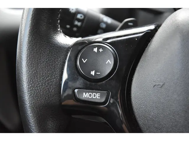 Peugeot 108 1.0 VTi Active Automaat 2015 Benzine 7