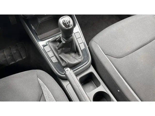 Škoda Fabia 1.0 TSI Active 2024 Benzine 15