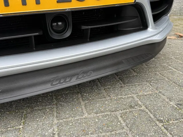 Porsche 911 Cabrio 3.8 Turbo Cabrio 2016 Benzine 19