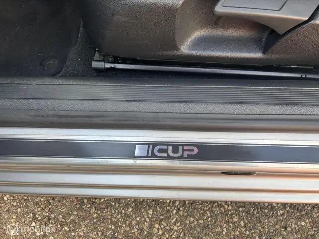 Volkswagen Golf Cabrio 1.2 TSI CUP edition 2014 Benzine 22