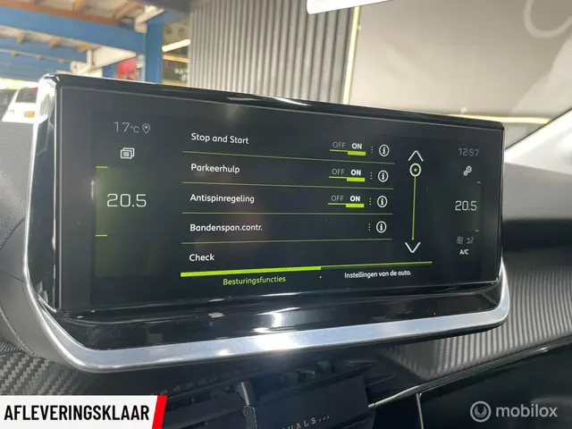 Peugeot 208 Allure GT-Line Look Automaat . 2021 Benzine 28