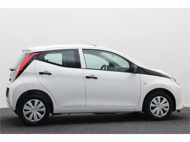 Toyota Aygo 1.0 VVT-i x-fun 2022 Benzine 9