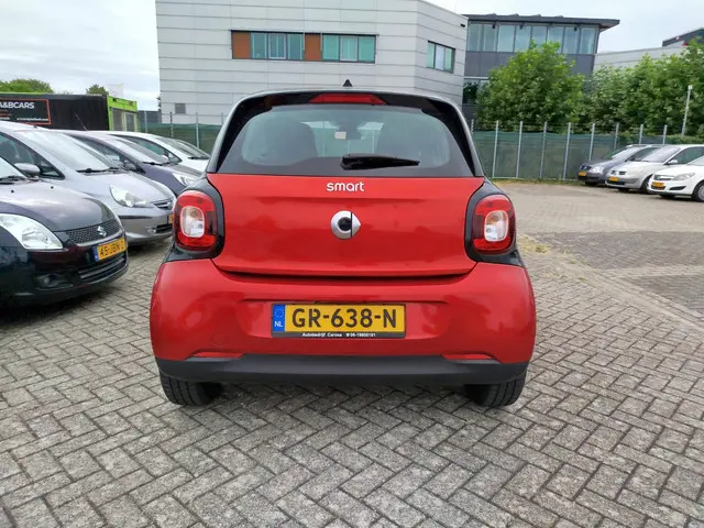 Smart Forfour 1.0 Pure/CRUISCONTROL/NAP 2015 Benzine 8