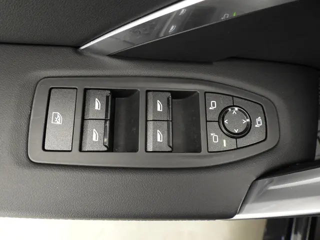 BMW iX2 xDrive30 2024 Elektrisch 26