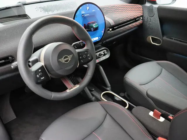 MINI 3-Deurs Mini Cooper E 2024 Elektrisch 13