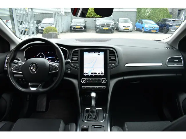 Renault Mégane Estate TCe 140 EDC Intens 2022 Benzine 9