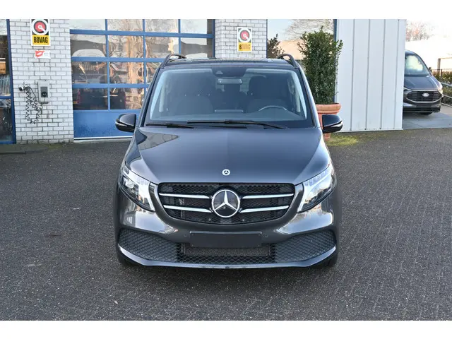 Mercedes-Benz V-Klasse 300d Lang Edition 2024 Diesel 2