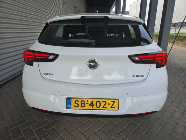 Opel Astra 1.4 Innovation 2018 Benzine 4