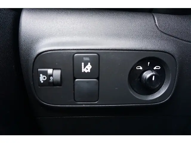 Citroën C3 1.2 PureTech Feel 2017 Benzine 18