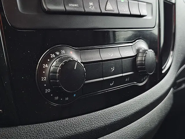 Mercedes-Benz Vito 114 2021 Diesel 11