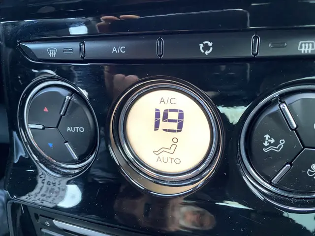 Citroën DS3 1.2 e-VTi ETG So Chic 2014 Benzine 12