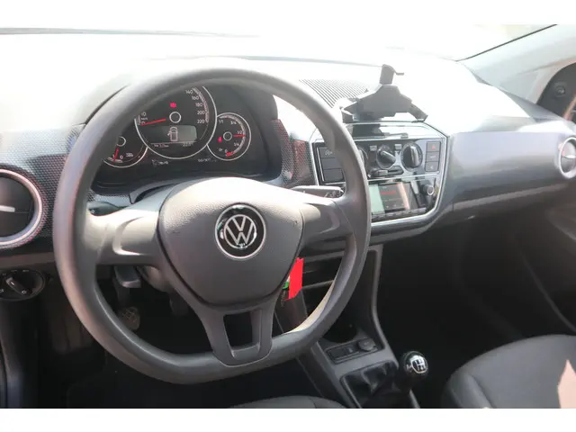 Volkswagen up! 1.0 2021 Benzine 3