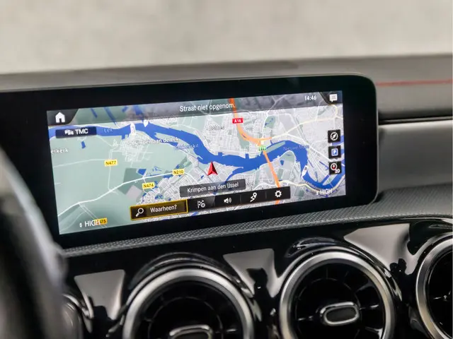 Mercedes-Benz CLA 200 AMG Sport 2019 Benzine 26