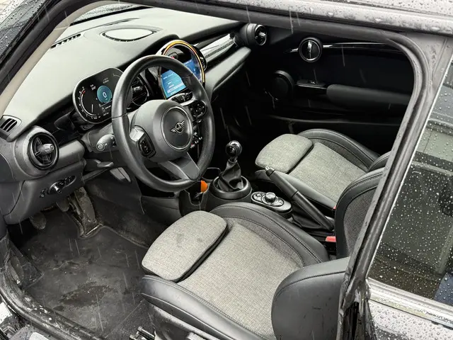 MINI Cooper One 1.5 Business Edition 2021 Benzine 5