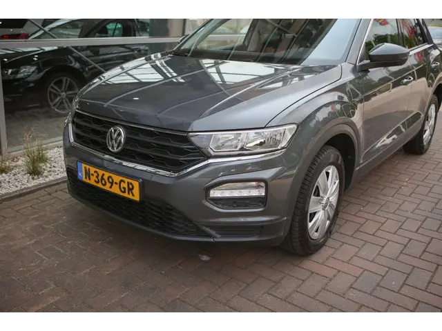 Volkswagen T-Roc 1.0 TSI Sport | Pano | 2019 Benzine 22