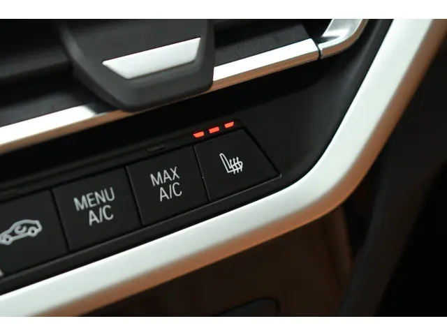 BMW X3 xDrive30e M-Sport 2021 Hybride Benzine 50