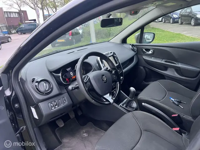 Renault Clio 0.9 TCe Authentique 2015 Benzine 16