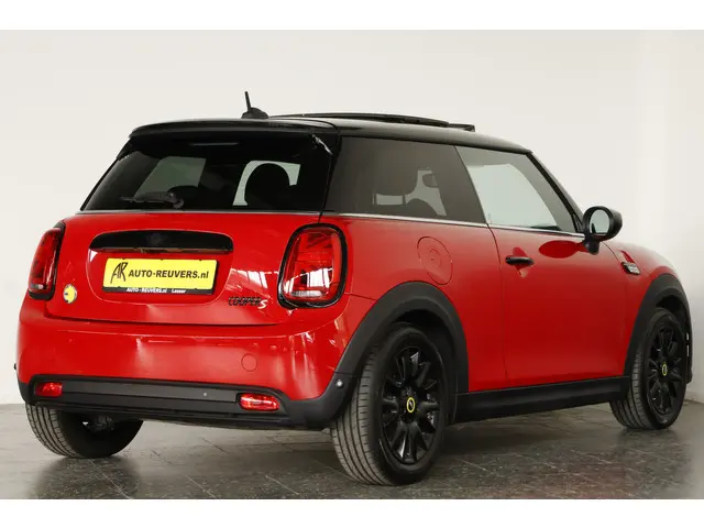 MINI Electric Cooper S 33 kWh 2022 Elektrisch 2