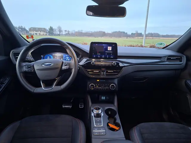 Ford Kuga 2.5 PHEV ST-Line X 2021 Hybride Benzine 5