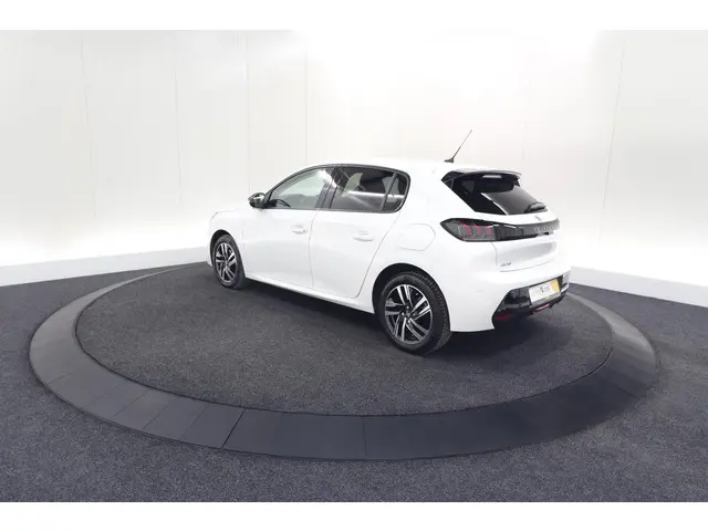 Peugeot 208 PureTech 100 Allure Pack 2023 Benzine 59