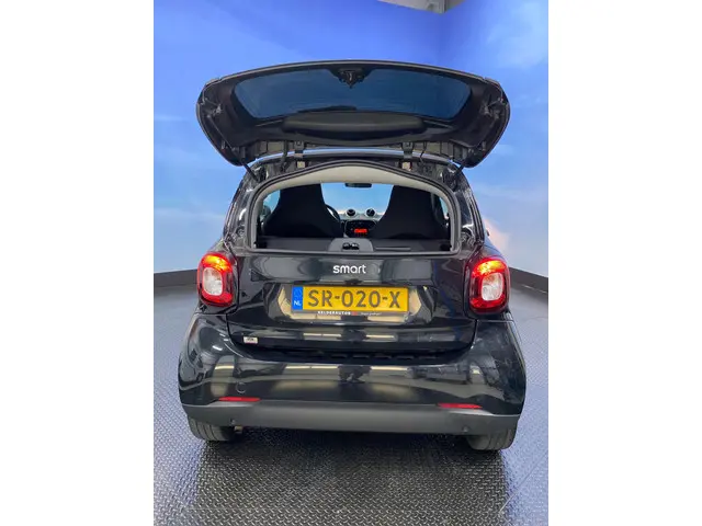 Smart Fortwo 1.0 Business Solution 2018 Benzine 18