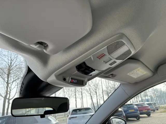 Fiat 600 600e RED 54 kWh 2025 Elektrisch 36