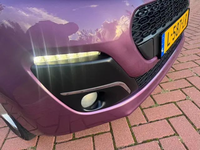 Peugeot 107 1.0 Sportium AIRCO 5 DEURS 2012 Benzine 11