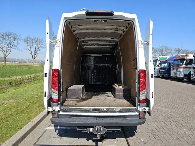 Iveco Daily 35 C 2018 Diesel 14