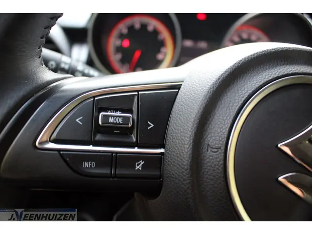 Suzuki Swift 1.2 Select 2018 Benzine 15