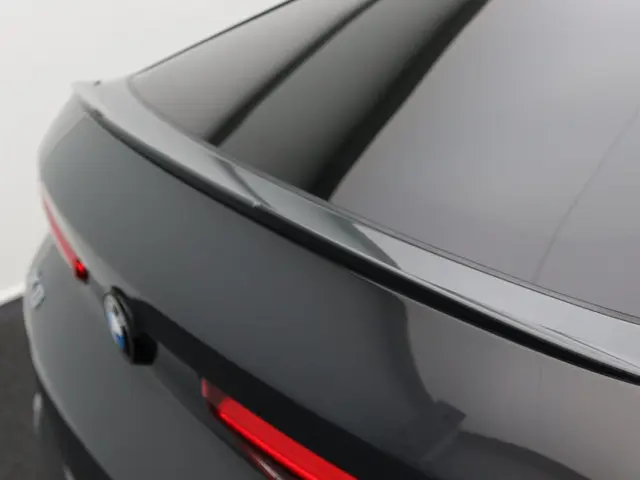 BMW X6 xDrive40i 2021 Benzine 53