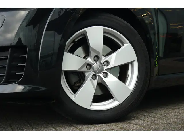 Audi TT Roadster 1.8 TFSI Pro Line + 2018 Benzine 4