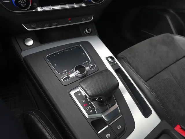 Audi Q5 55 TFSI e quattro 2020 Hybride Benzine 14