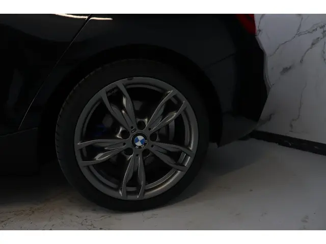 BMW 1 Serie 125i M-sport Led ALL-Black 2016 Benzine 7