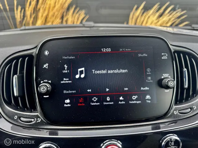 Fiat 500C Hybrid Dolcevita 2023 Hybride Benzine 14