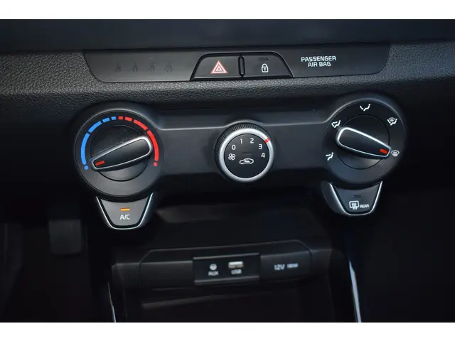 Kia Stonic 1.0 T-GDi DynamicPlusLine 2020 Benzine 19