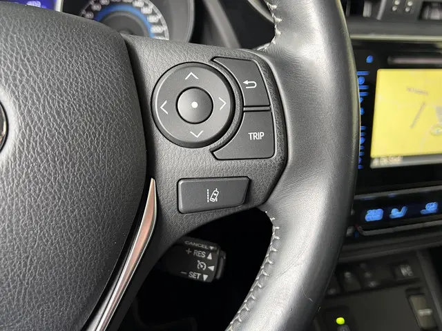 Toyota Auris 1.8 Hybrid Team D 2018 Hybride Benzine 11