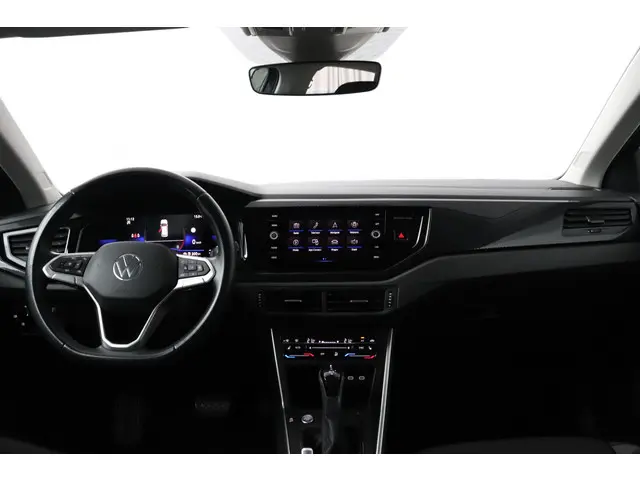 Volkswagen Taigo 1.0 TSI 110pk DSG Life 2022 Benzine 3